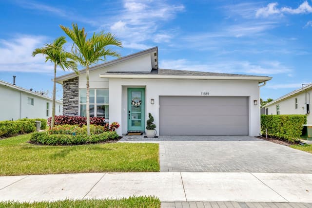 11589 SW Lyra Drive, Port St. Lucie, FL 34987