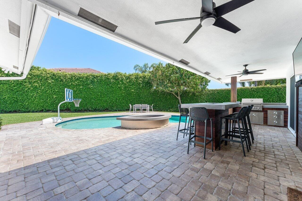 7700 NE Spanish Trail Court, Boca Raton, FL 33487 photo 22