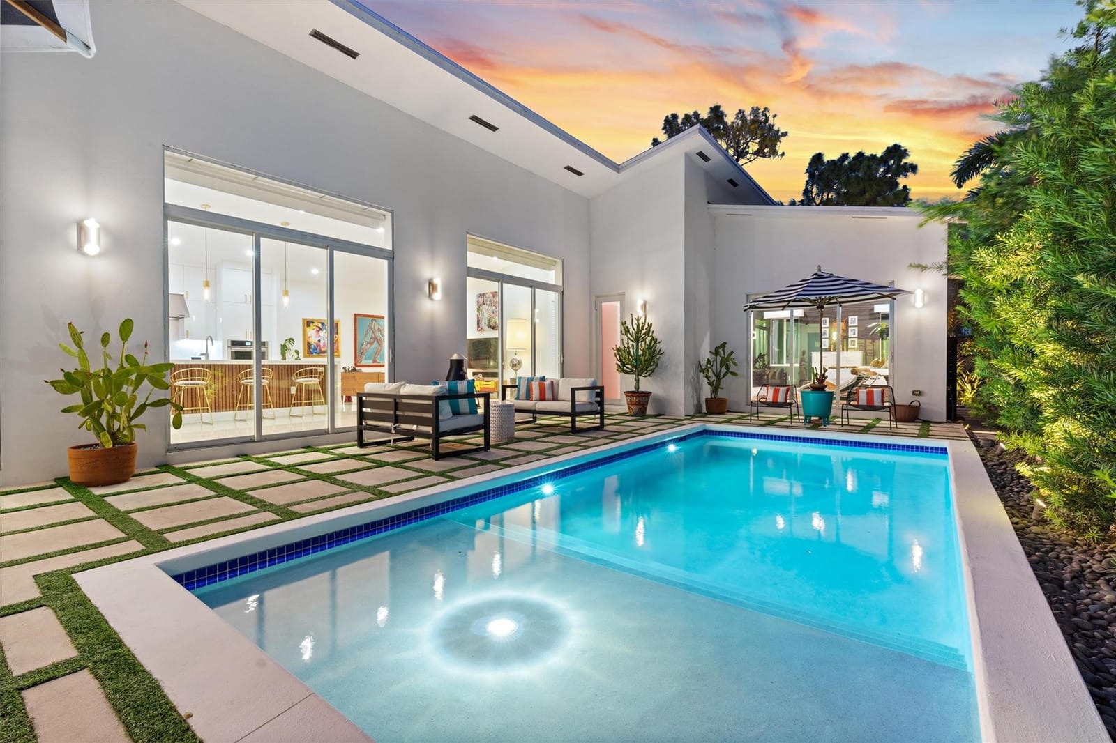 619 NE 21st Court, Wilton Manors, FL 33305