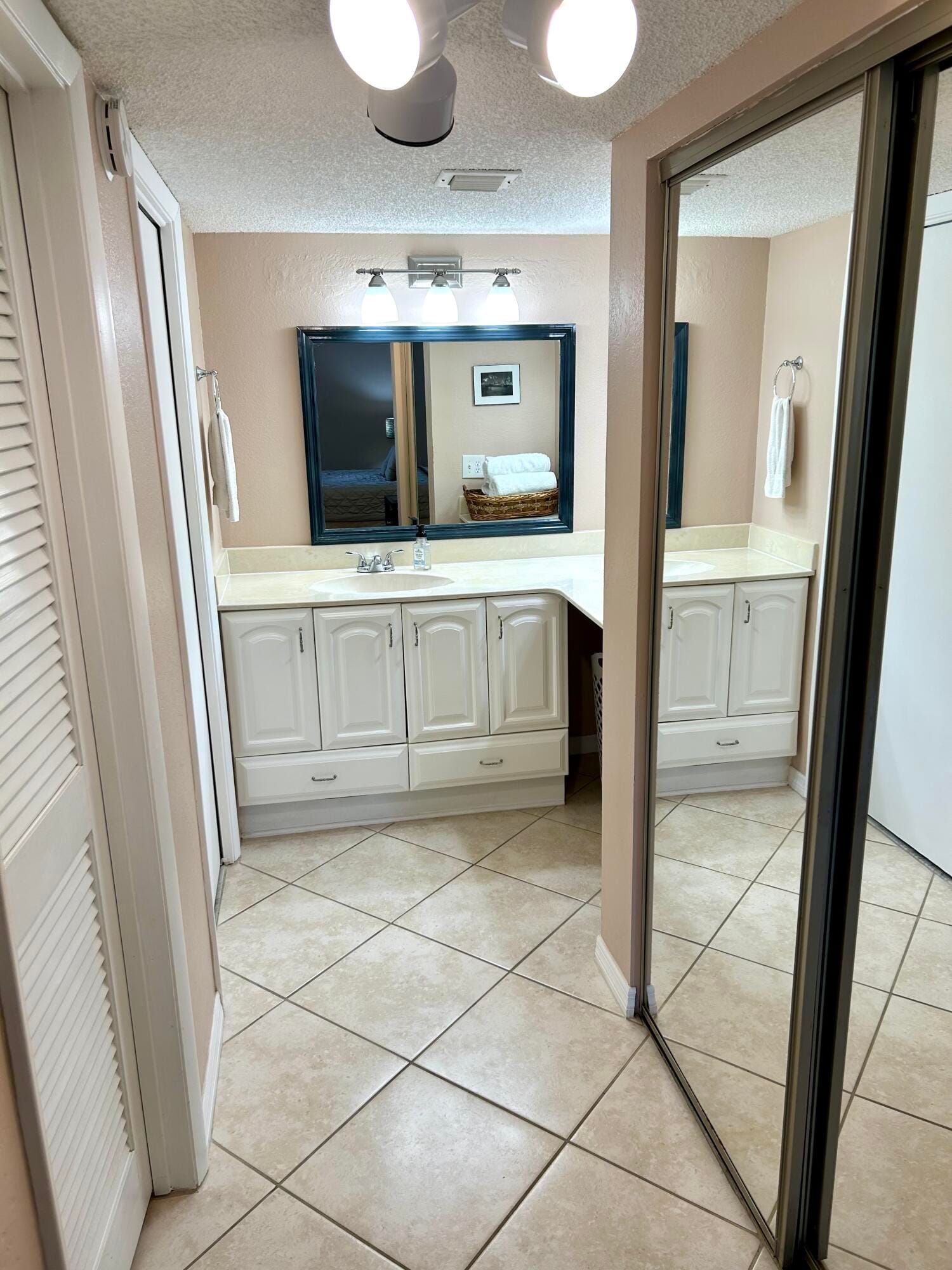 11231 Green Lake Drive 104, Boynton Beach, FL 33437 photo 14