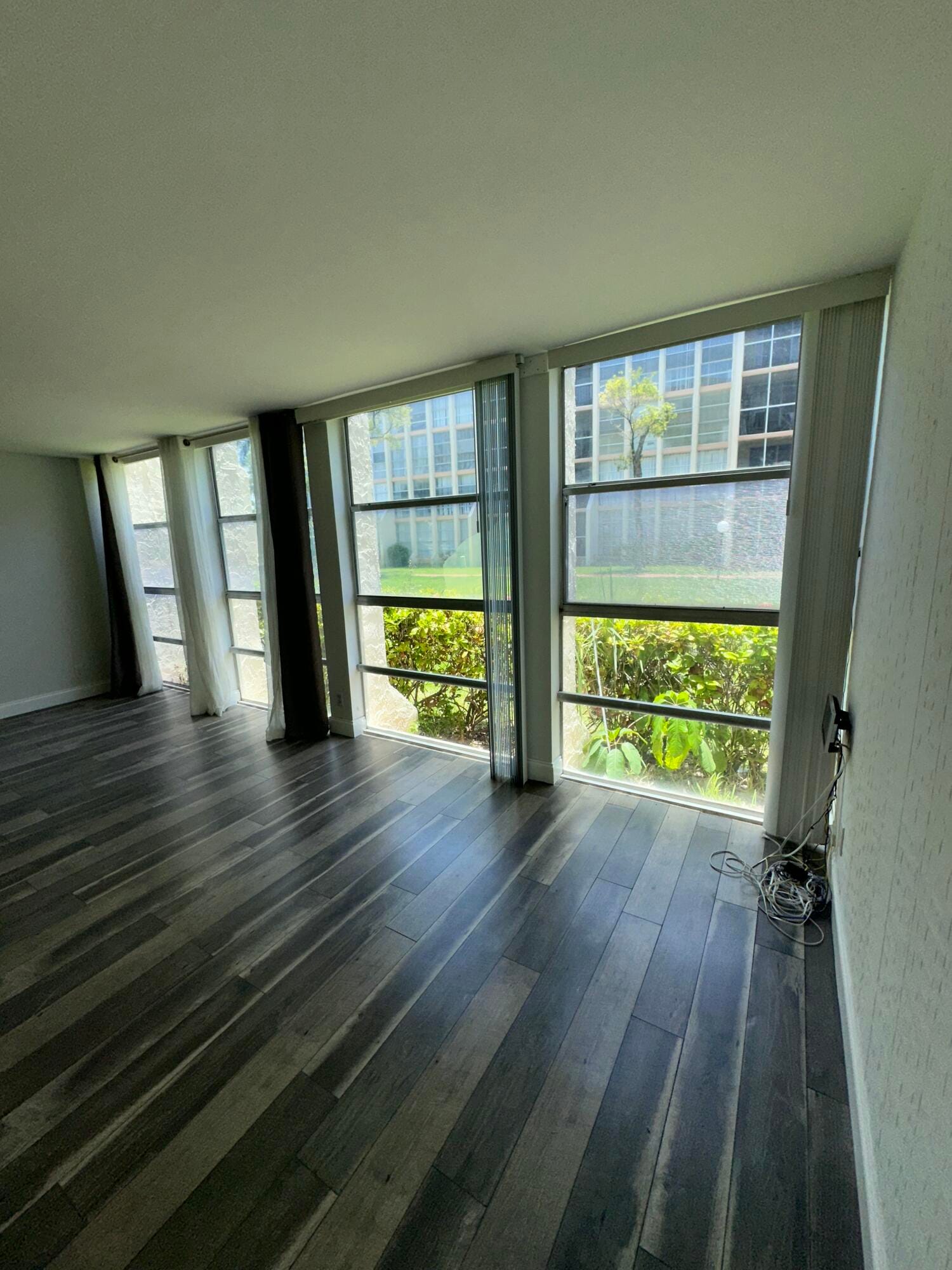 851 Three Islands Boulevard Boulevard 102, Hallandale Beach, FL 33009 photo 14