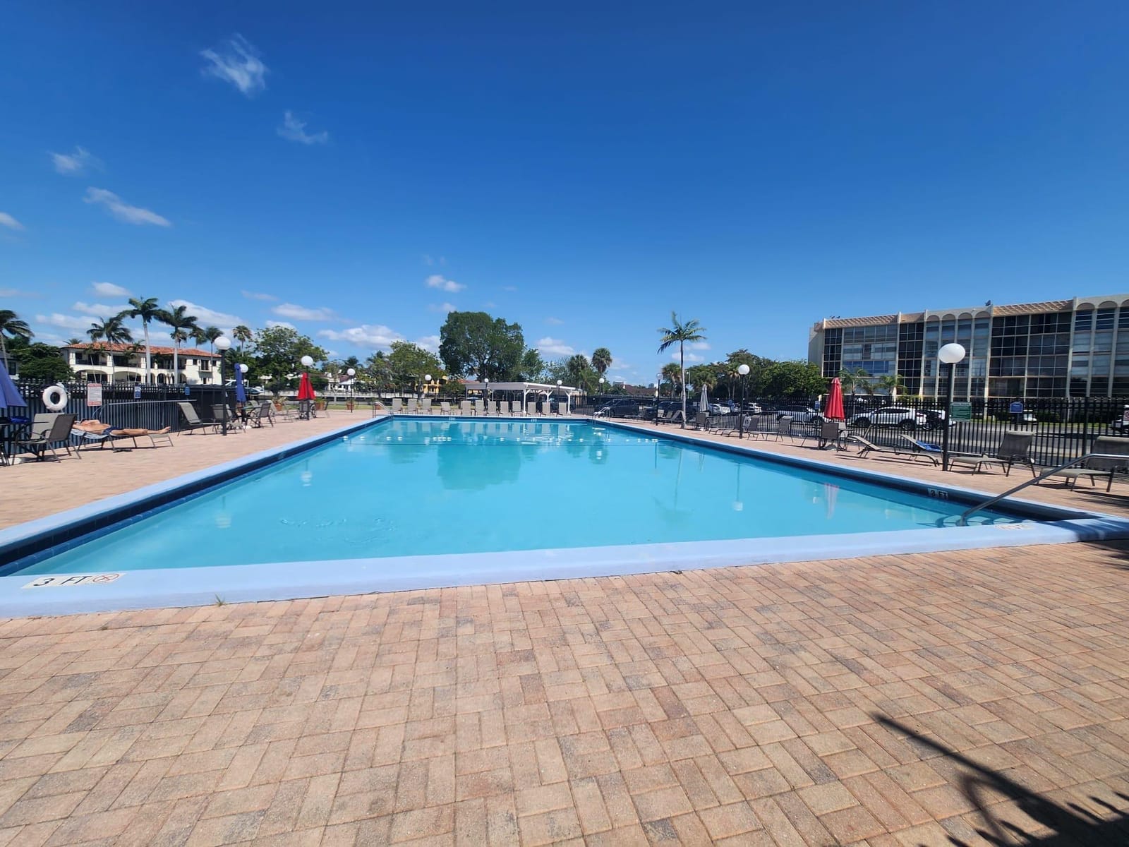 851 Three Islands Boulevard Boulevard 102, Hallandale Beach, FL 33009 photo 3