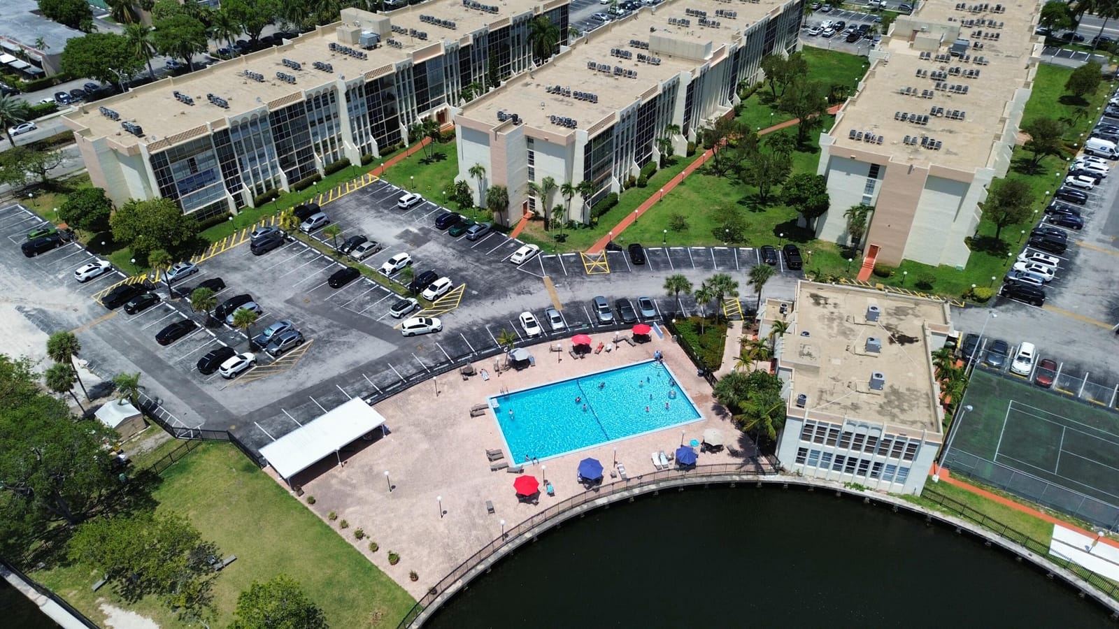 851 Three Islands Boulevard Boulevard 102, Hallandale Beach, FL 33009 photo 7