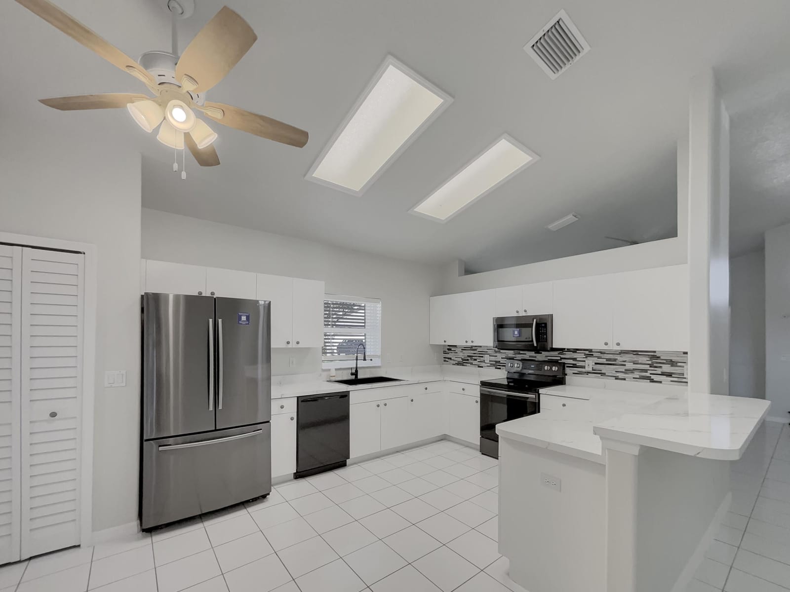 1701 Primrose Court, Port St. Lucie, FL 34952 photo 6