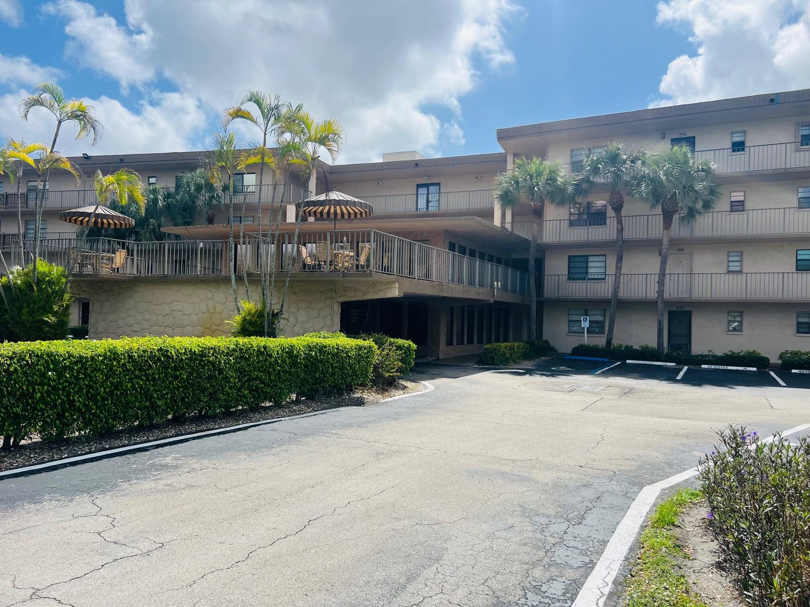 9300 SW 8th Street 421, Boca Raton, FL 33428