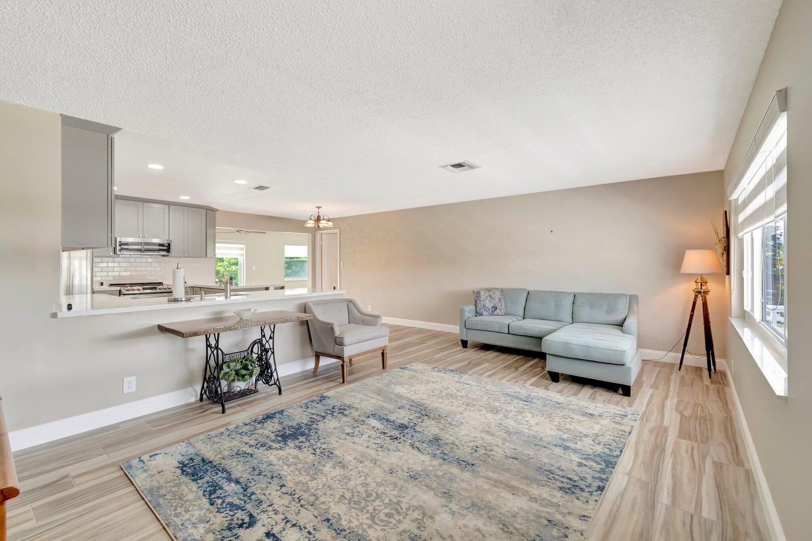 2012 SW 15th Street, Boynton Beach, FL 33426