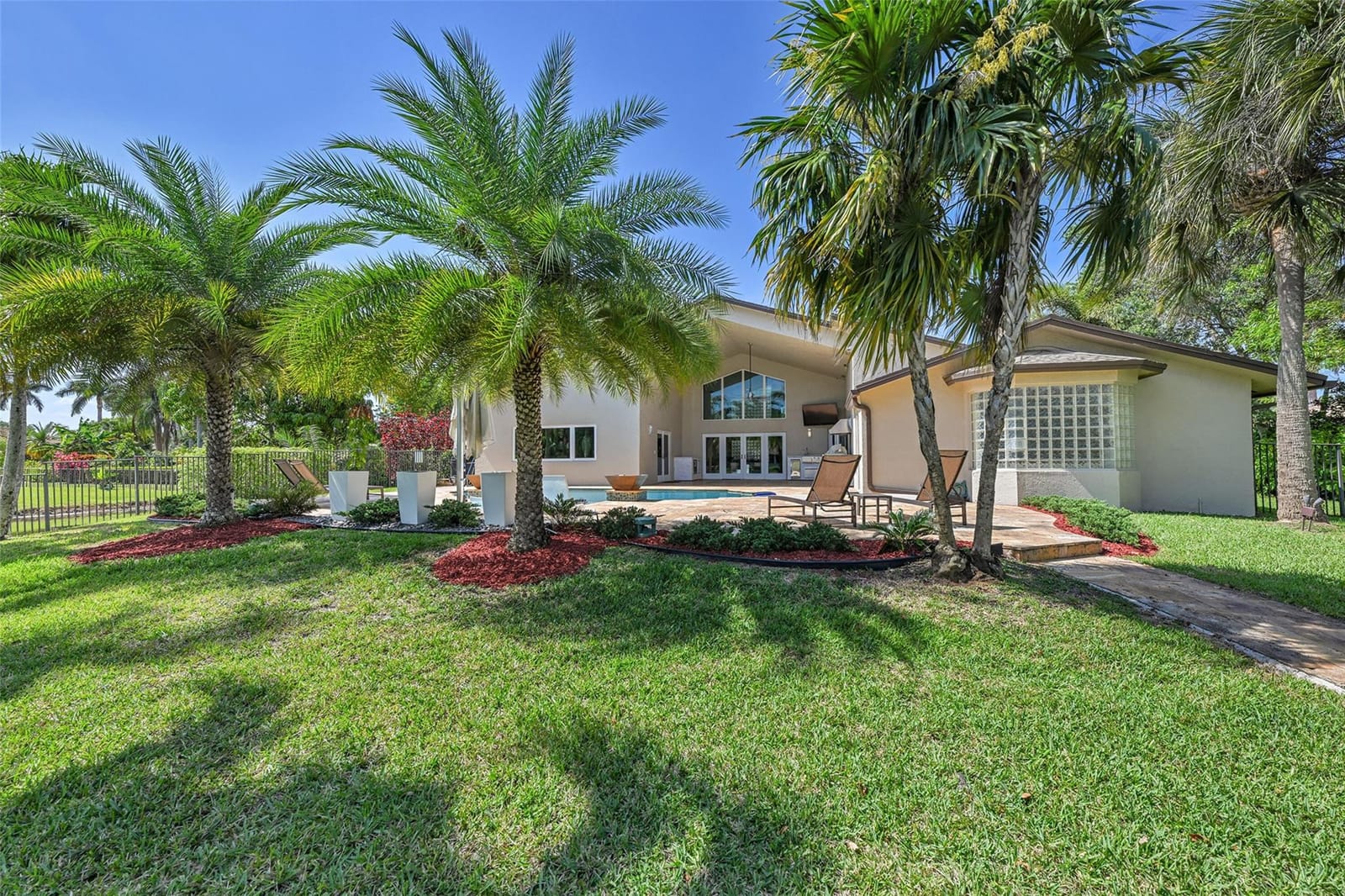 13240 SW 32nd Court, Davie, FL 33330 photo 2