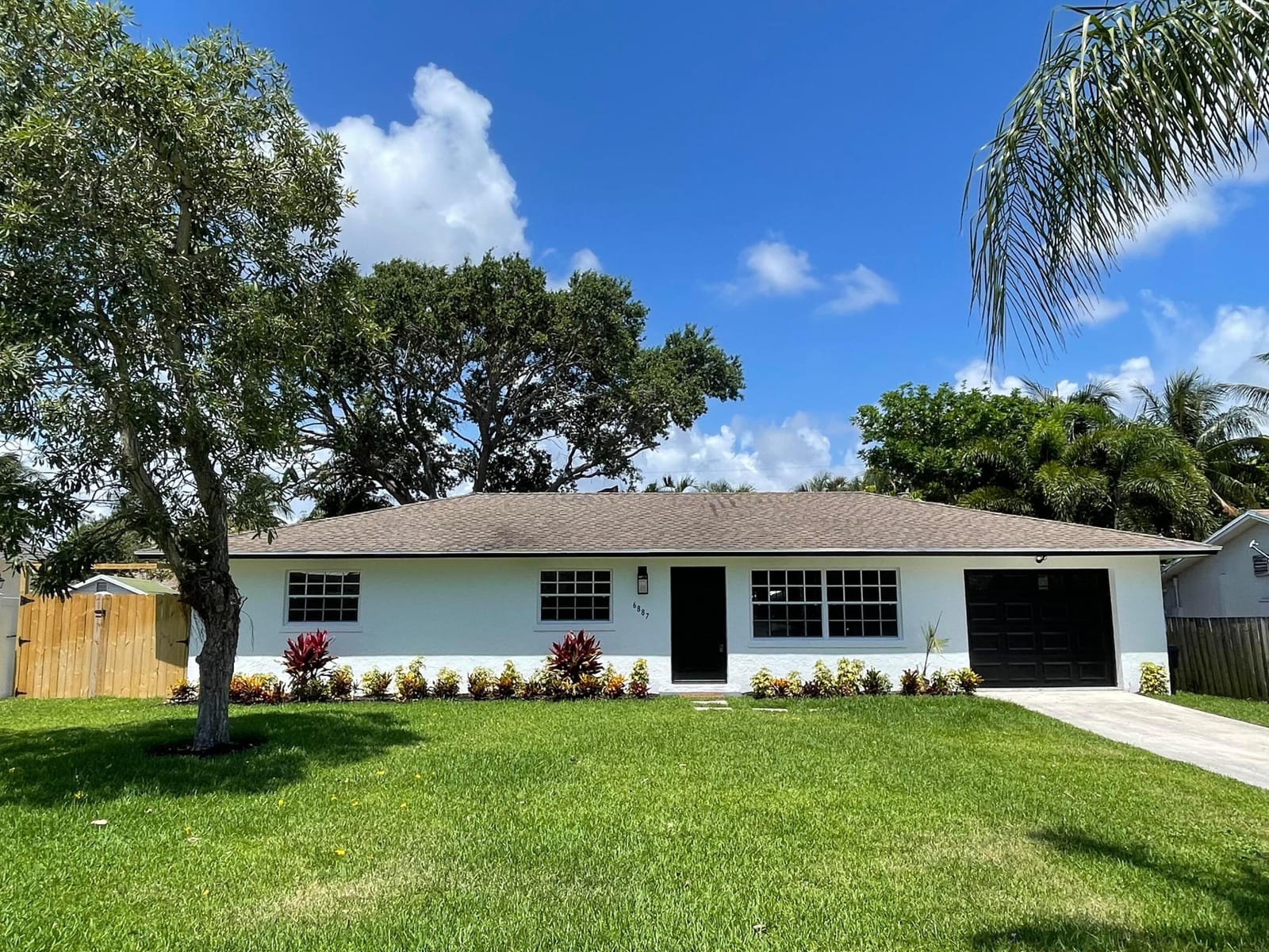 6887 Osborne Drive, Lake Worth, FL 33462