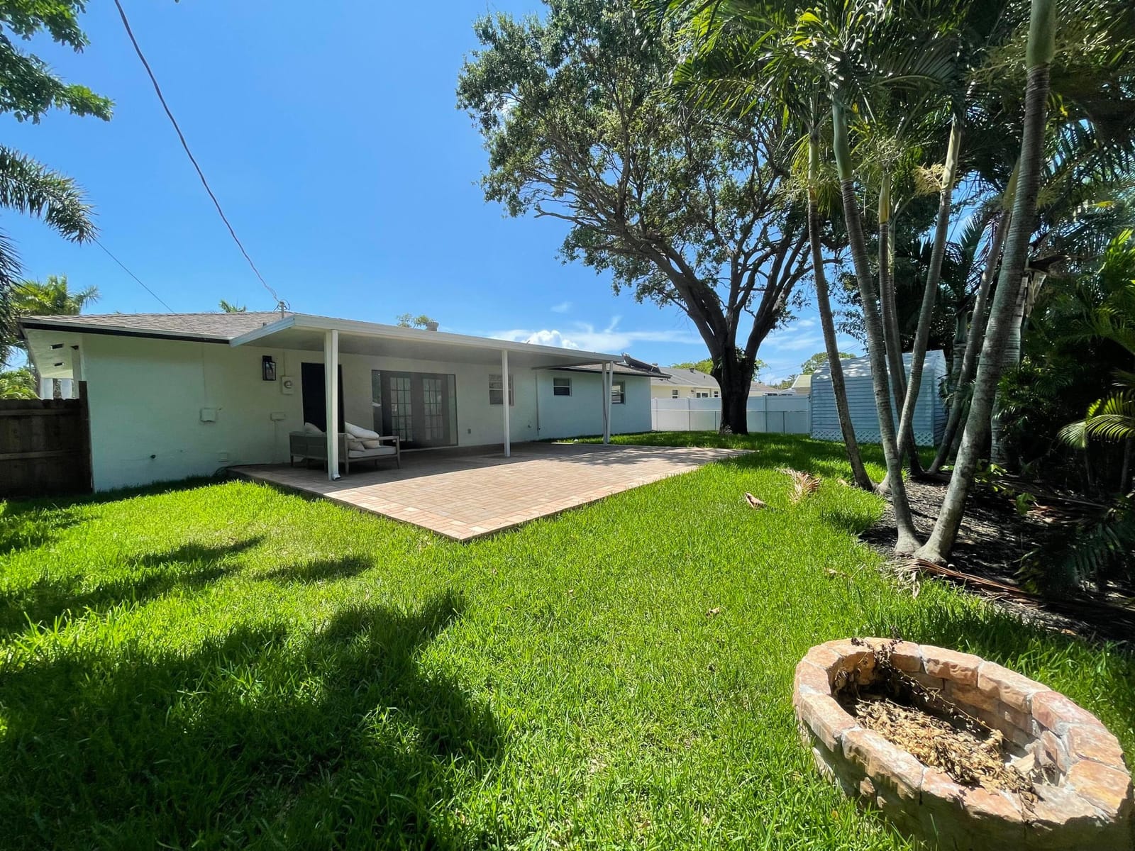 6887 Osborne Drive, Lake Worth, FL 33462 photo 23