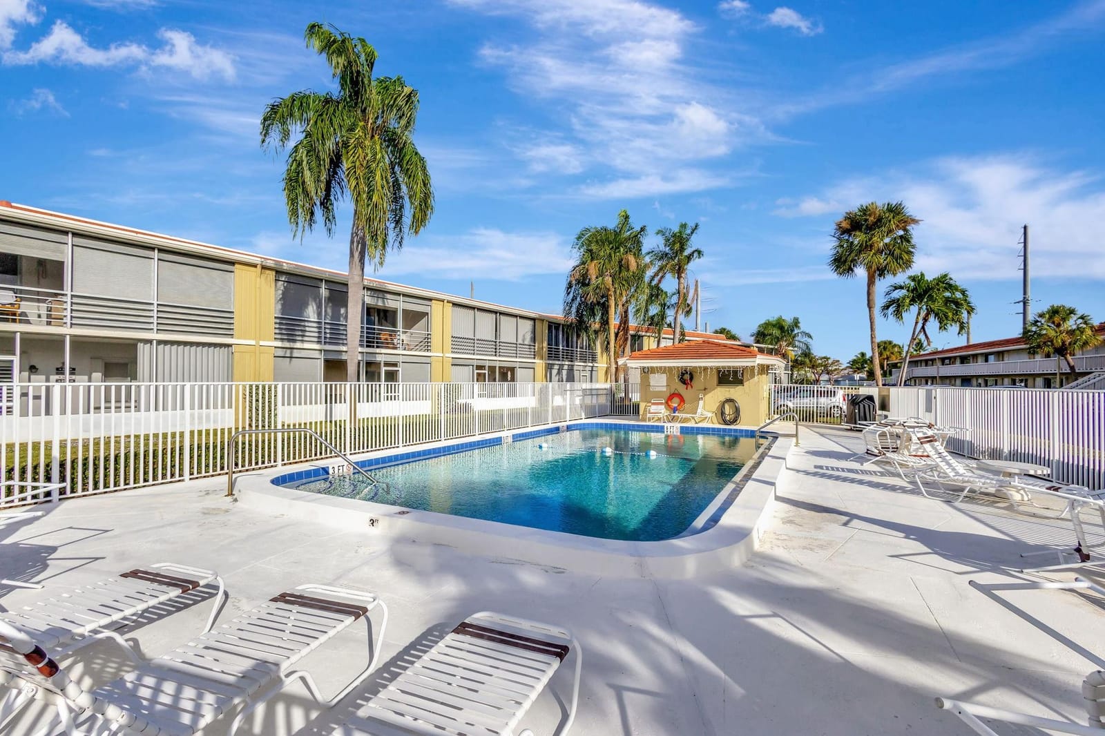 419 US Highway 1 108, North Palm Beach, FL 33408
