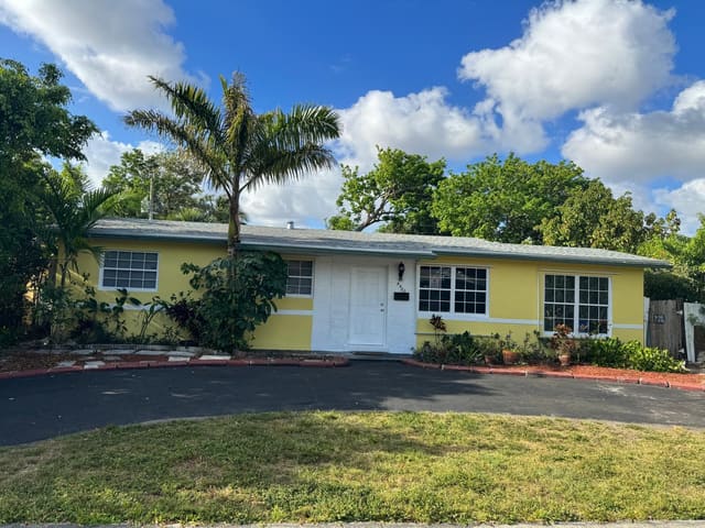 4420 NW 34th Street, sold in Lauderdale Lakes West Gate, Lauderdale Lakes, FL
