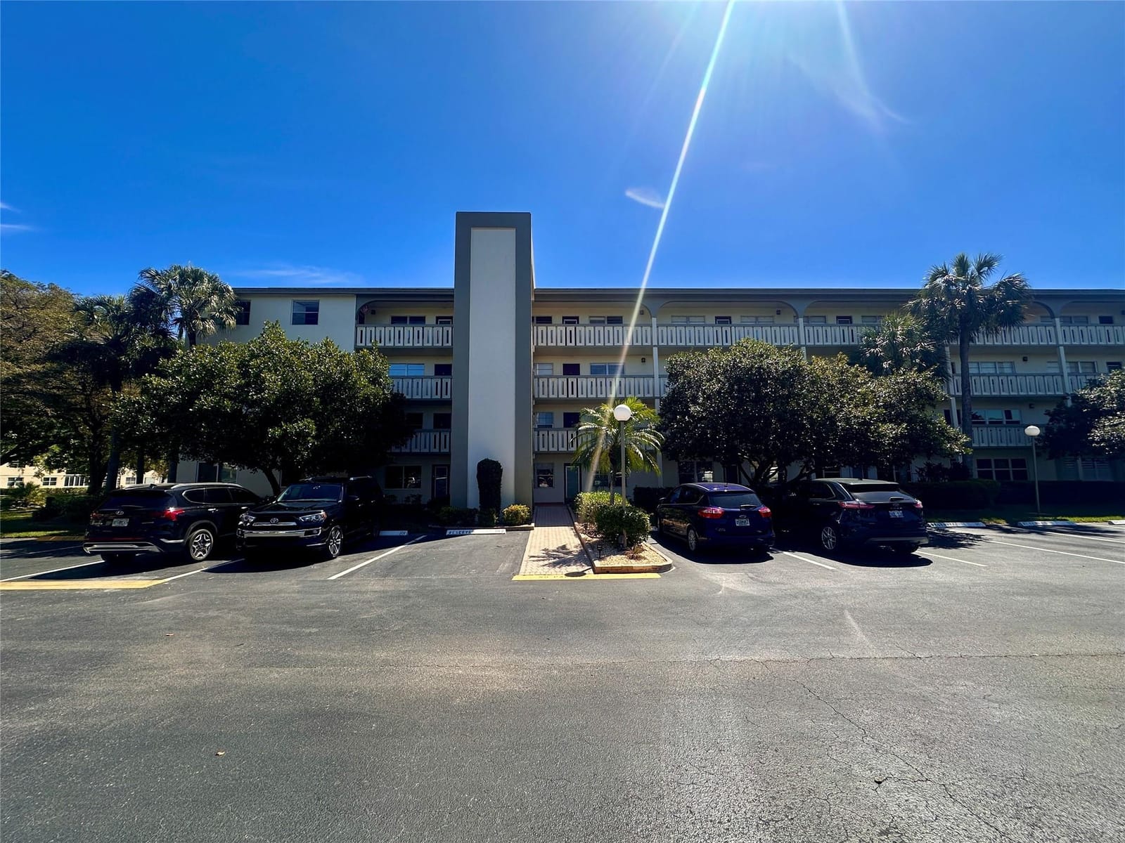 1805 Eleuthera Point B2 — photo 1