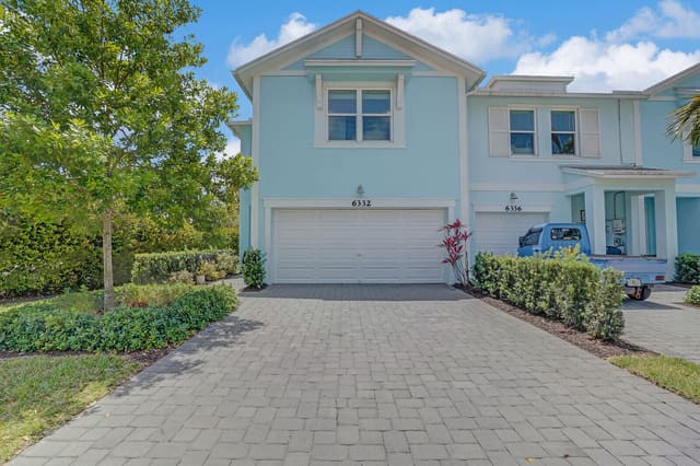 6332 Sailpointe Lane, sold in Catalina Townhomes, West Palm Beach, FL