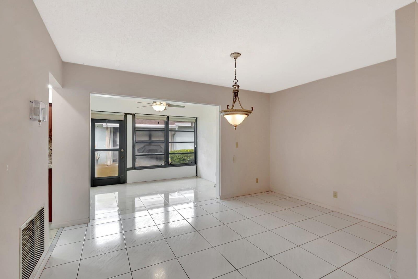 9765 Pecan Tree Drive B — photo 12