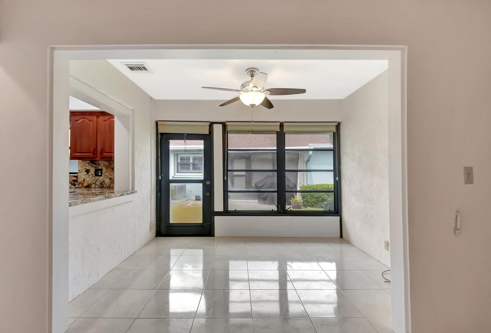 9765 Pecan Tree Drive B — photo 10