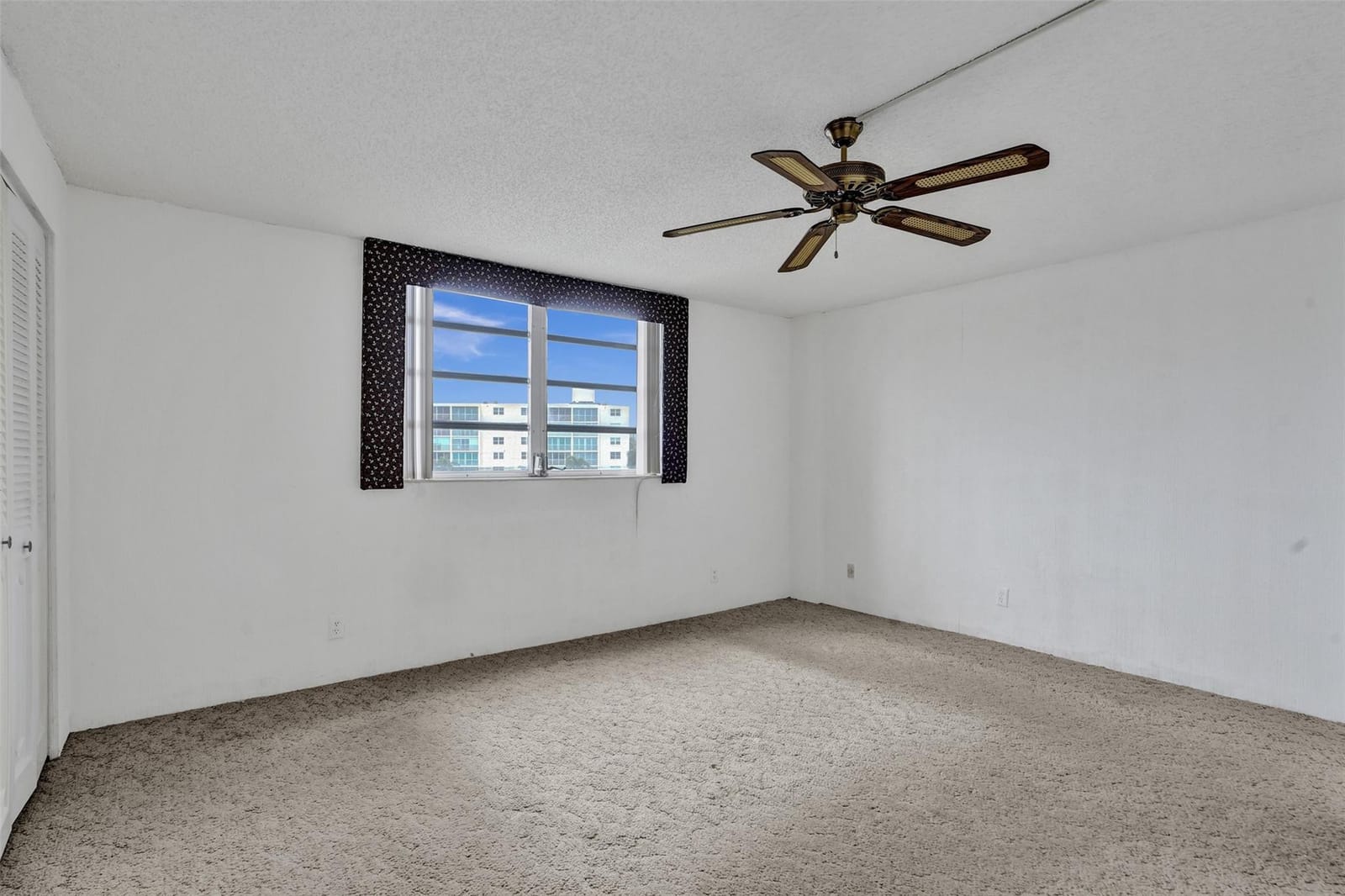 131 SE 3rd Avenue 304, Dania Beach, FL 33004 photo 21