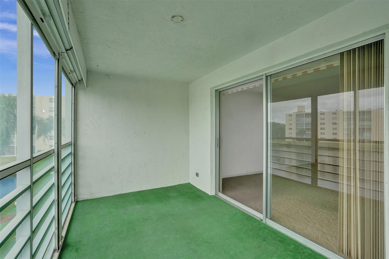 131 SE 3rd Avenue 304 — photo 9