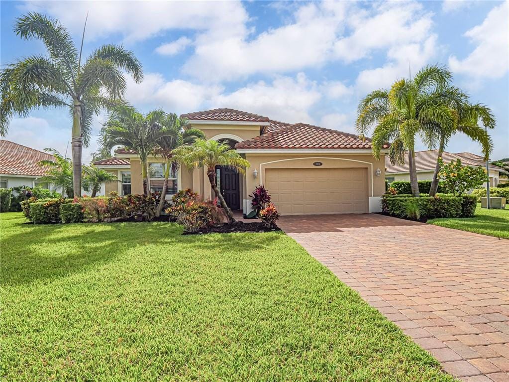 1901 Newmark Circle SW, Vero Beach, FL 32968