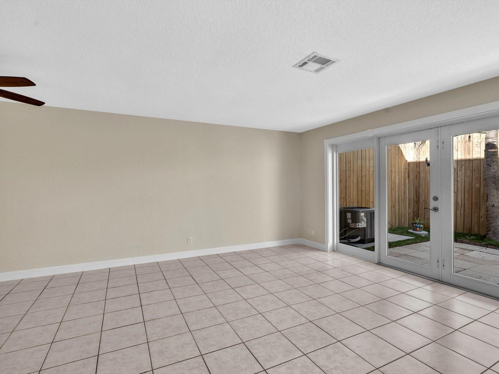 499 SE 13th Street 8e — photo 12