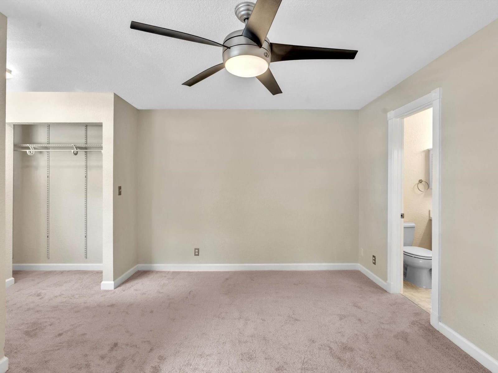 499 SE 13th Street 8e, Fort Lauderdale, FL 33316 photo 17