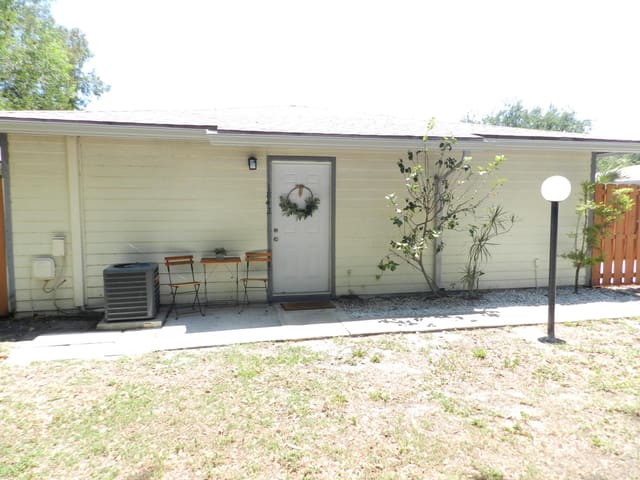 1842 My Place Lane, sold in My Place, West Palm Beach, FL