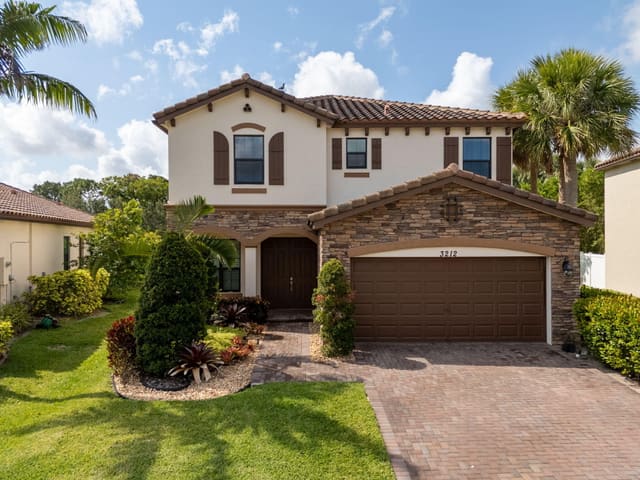 3212 Klays Court, sold in Bellasera, Royal Palm Beach, FL