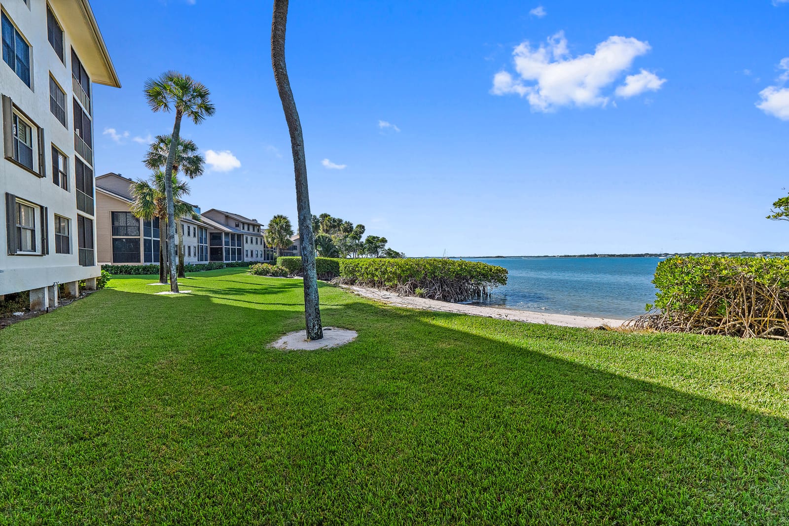 350 NE Edgewater Drive 204, Stuart, FL 34996 photo 21