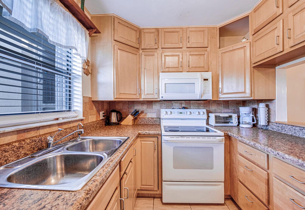 890 N Federal Highway 308, Lantana, FL 33462 photo 17