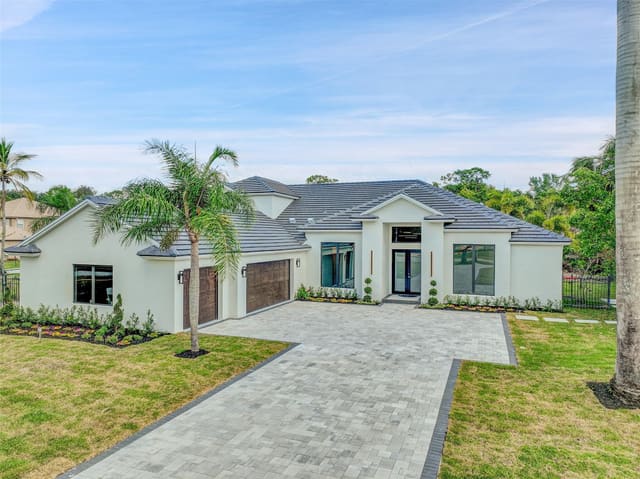 4576 Hunting Trail, sold in Legend Lake Estates, Lake Worth, FL