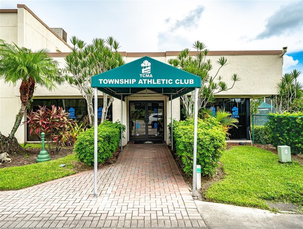 4754 N Carambola Circle 4754, Coconut Creek, FL 33066 photo 13