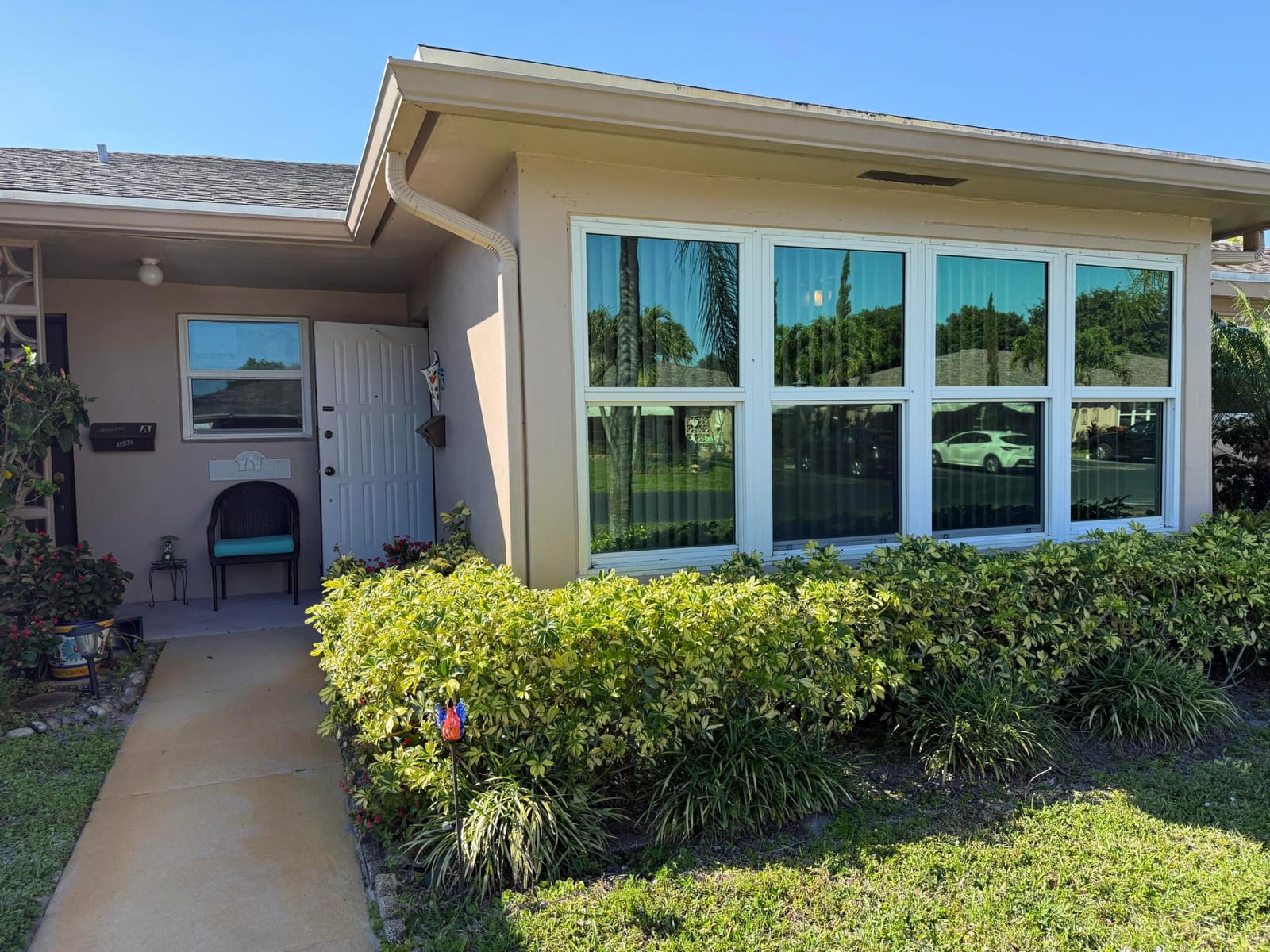 1292 High Point Place S B, Delray Beach, FL 33445