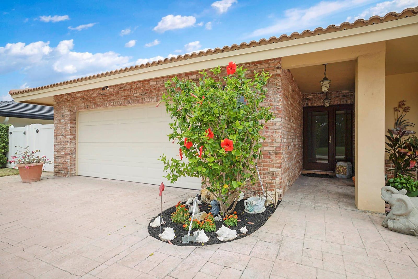 3031 NE 45th Street, Lighthouse Point, FL 33064