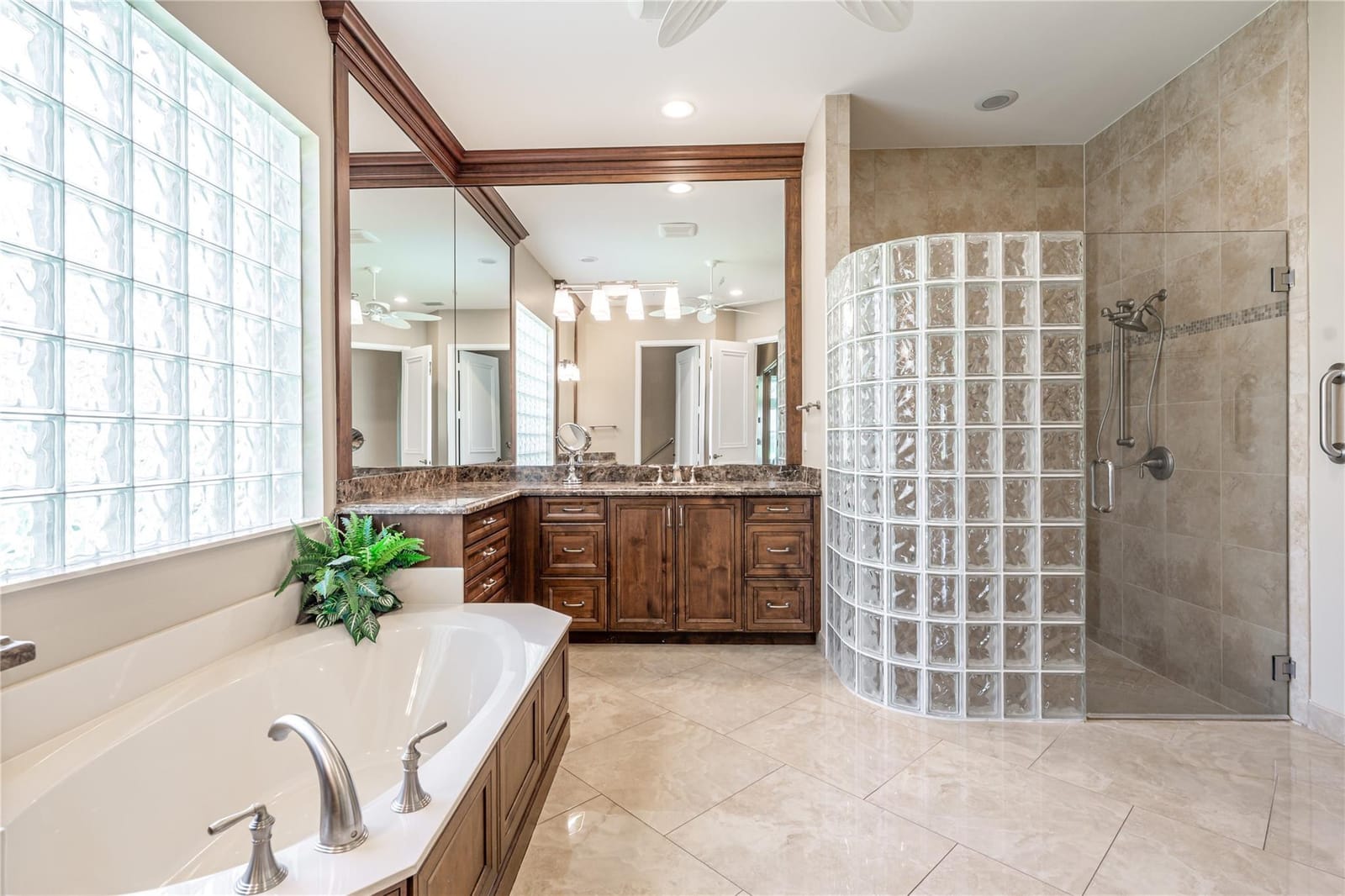 10576 Whitewind Circle, Boynton Beach, FL 33473 photo 19