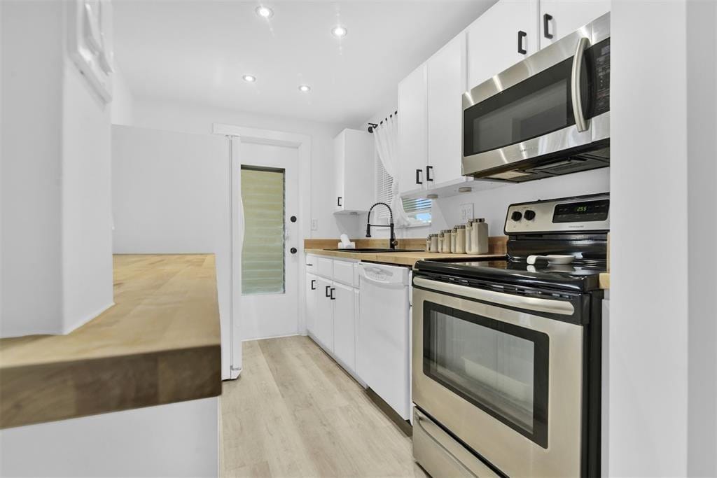 4111 NE 21st Way 201 — photo 5