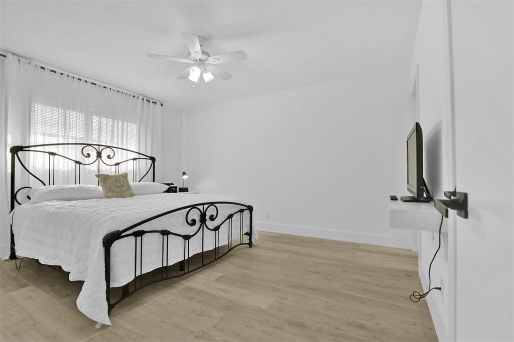 4111 NE 21st Way 201 — photo 9