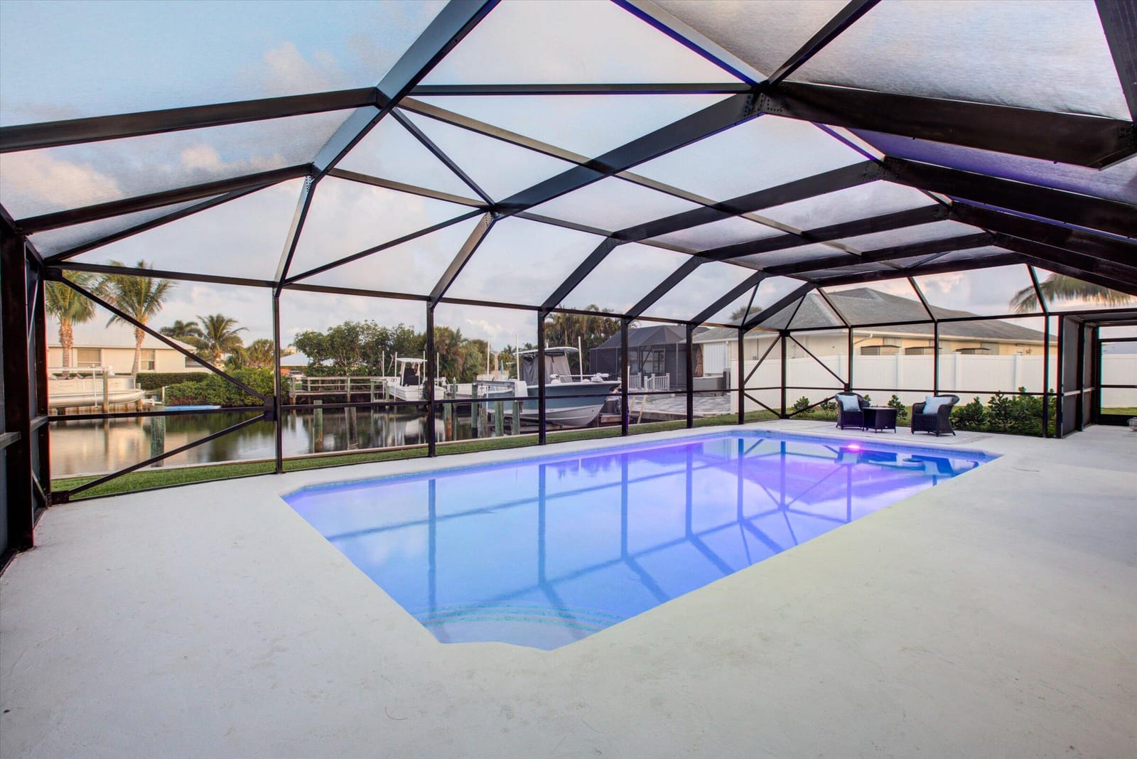 124 Queen Christina Court, Hutchinson Island, FL 34949 photo 2