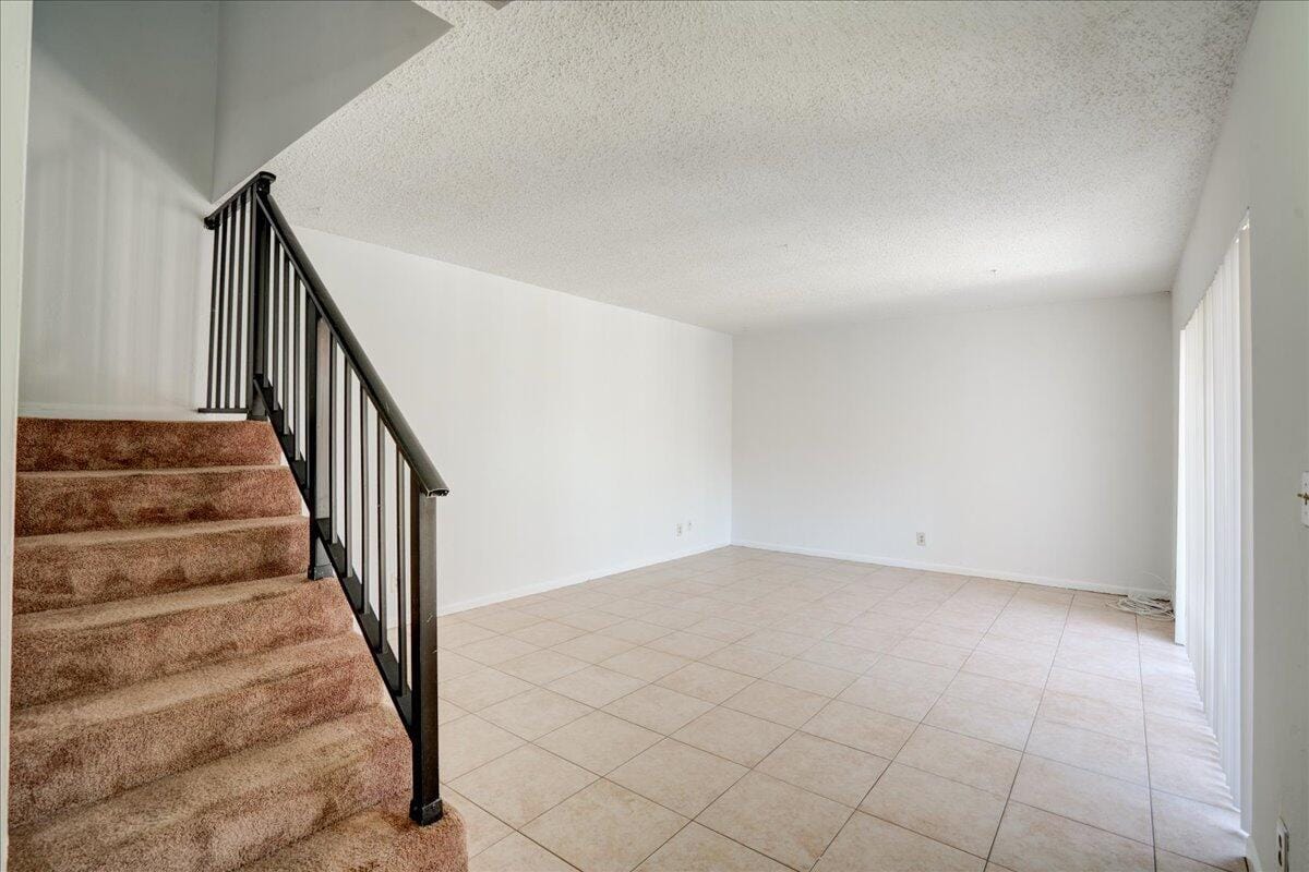 2675 Albatross Road N 5-D — photo 6