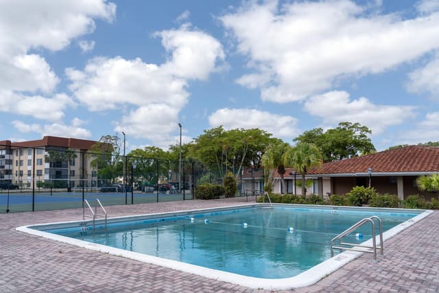 4152 Inverrary Drive 301, sold in The Manors Of Inverrary, Lauderhill, FL