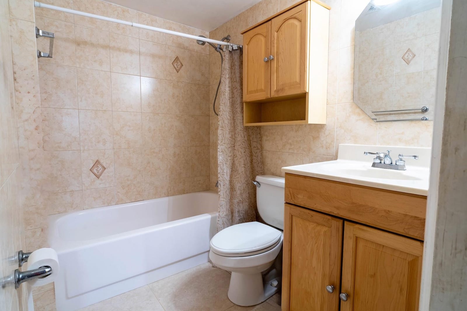 4152 Inverrary Drive 301, Lauderhill, FL 33319 photo 9