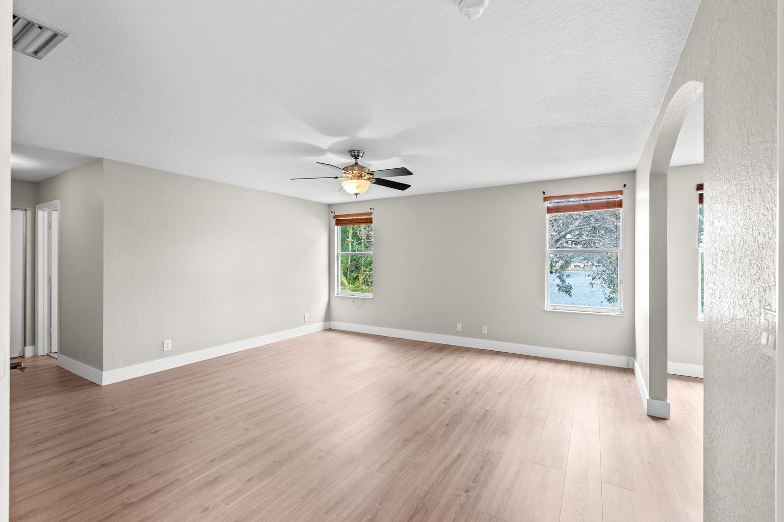 266 Berenger Walk, Royal Palm Beach, FL 33414 photo 12