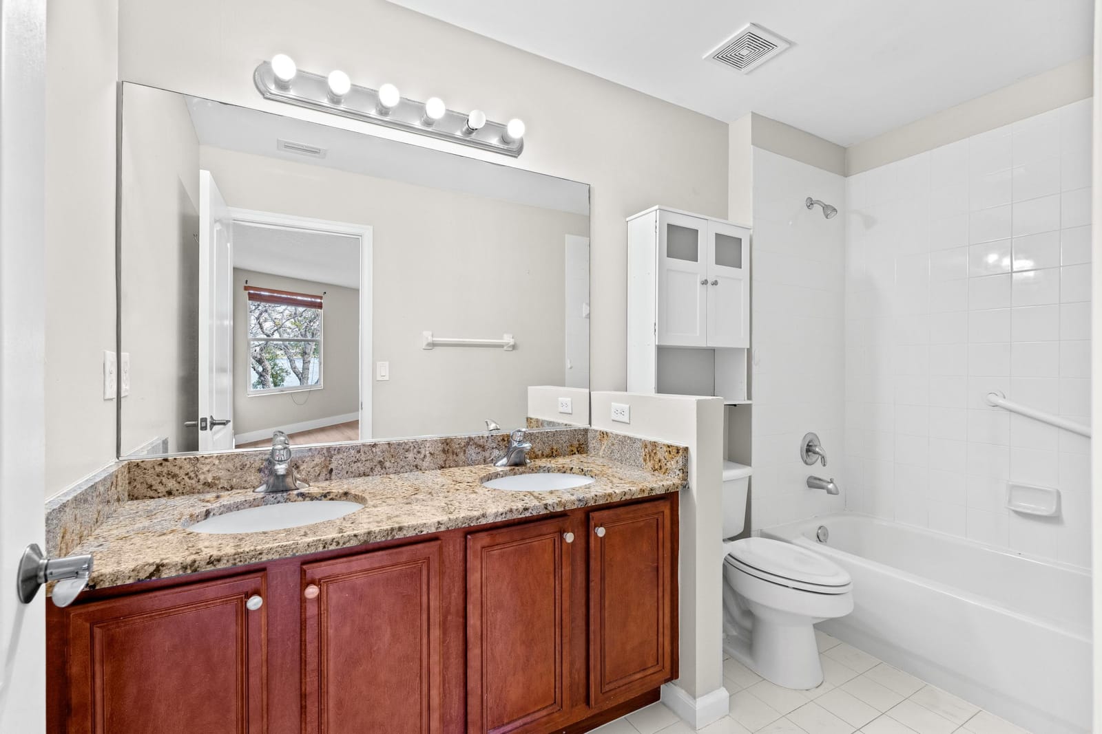266 Berenger Walk, Royal Palm Beach, FL 33414 photo 13