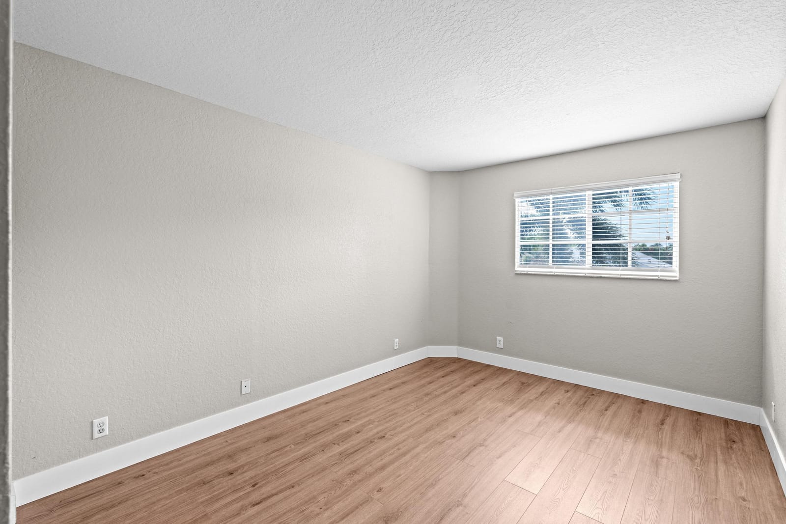 266 Berenger Walk, Royal Palm Beach, FL 33414 photo 17