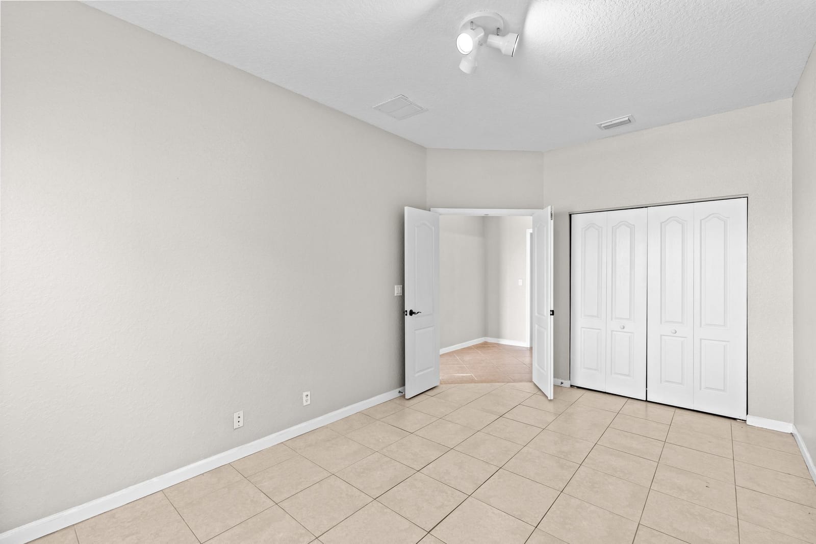 266 Berenger Walk, Royal Palm Beach, FL 33414 photo 22