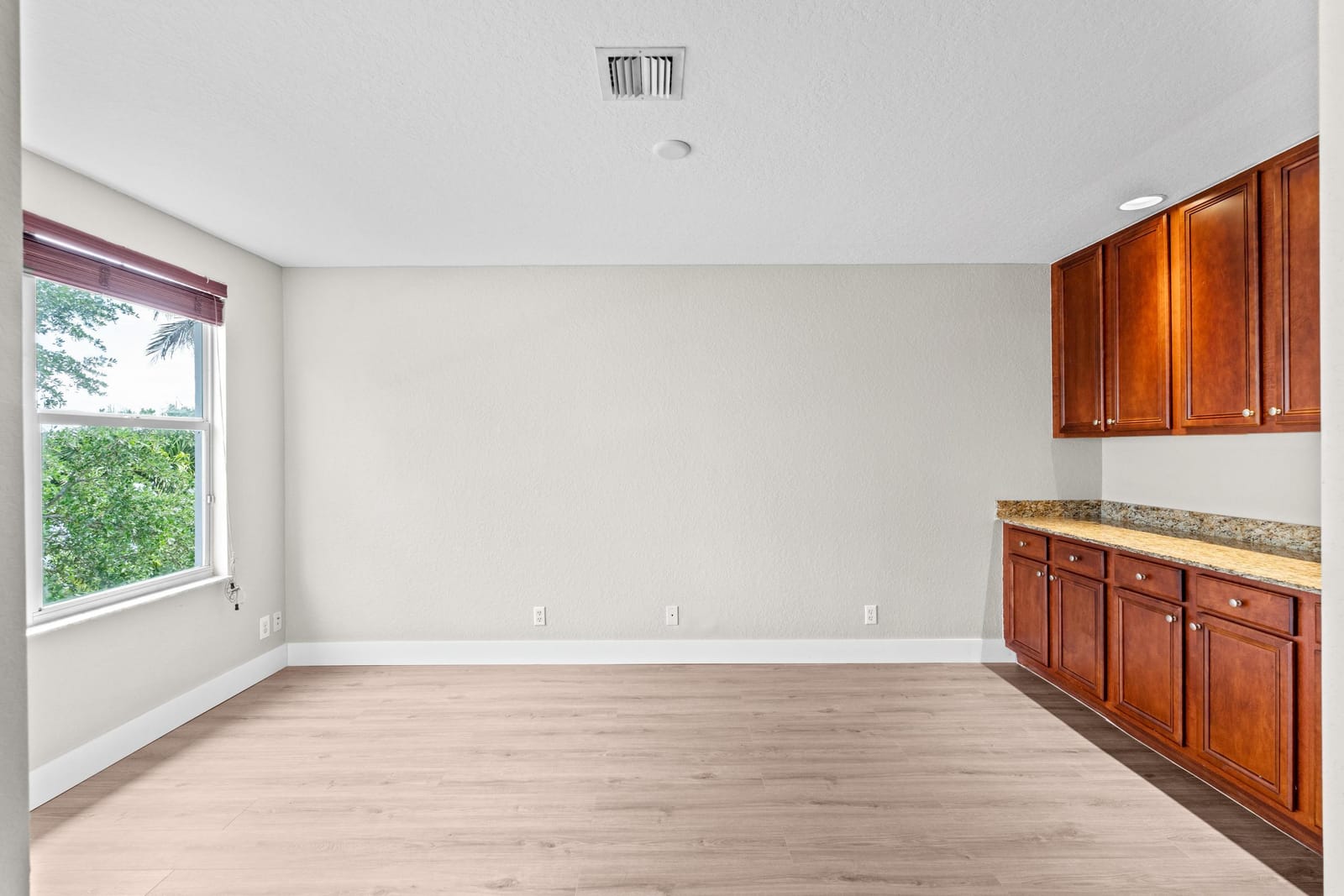 266 Berenger Walk, Royal Palm Beach, FL 33414 photo 10