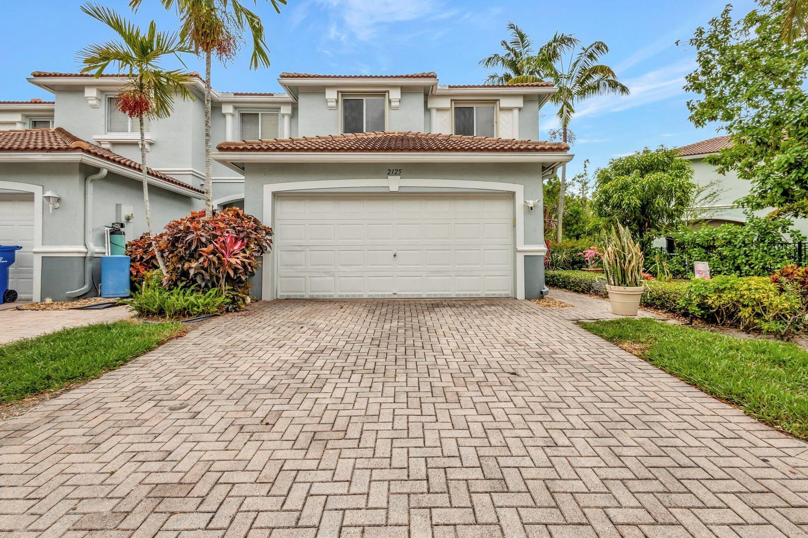 2125 Oakmont Drive, Riviera Beach, FL 33404