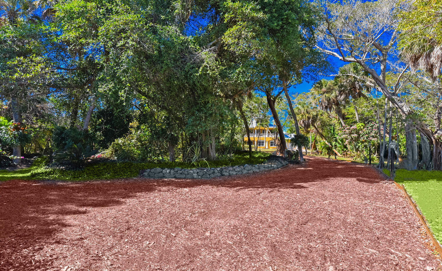 8053 S Indian River Drive — photo 9