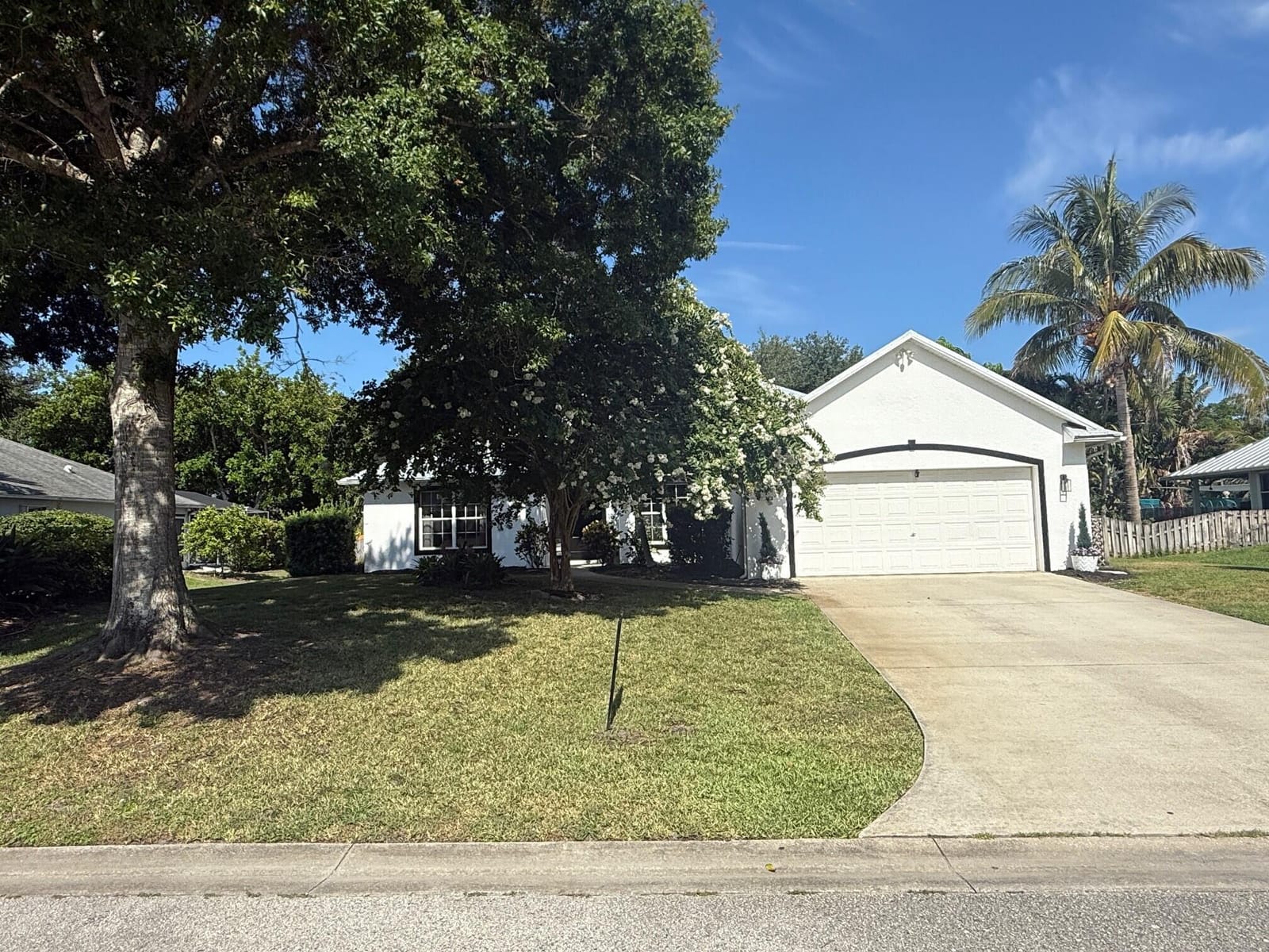 405 29th Court SW, Vero Beach, FL 32968 photo 2