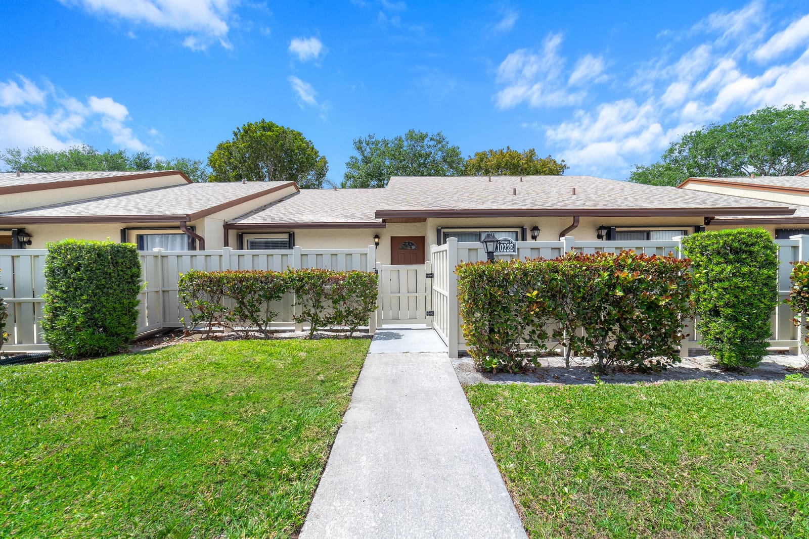 1022 Green Pine Boulevard E, West Palm Beach, FL 33409