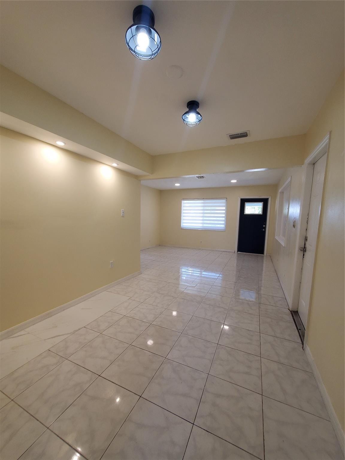 4820 NE 1st Terrace, Oakland Park, FL 33334 photo 8