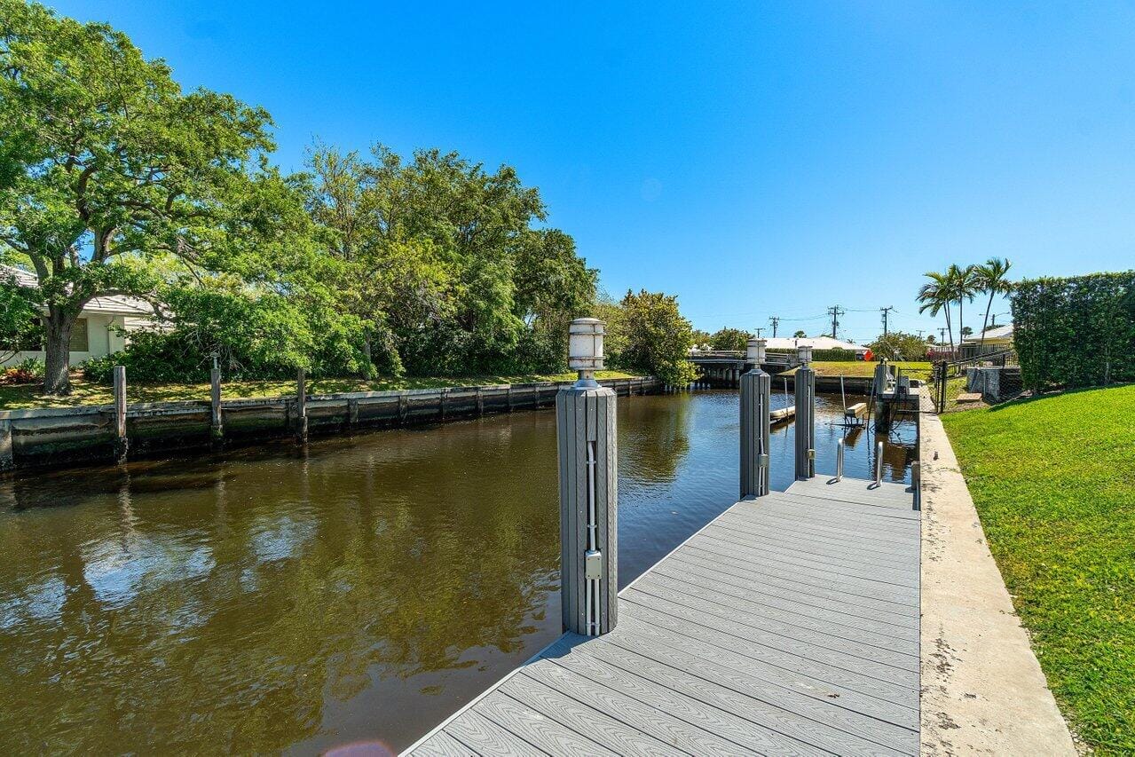 976 SW Mulberry Way, Boca Raton, FL 33486 photo 17